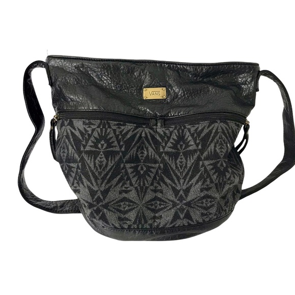 Vans Handbags - Vans Bucket Bag